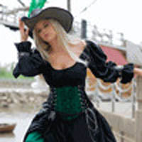 Renaissance Costumes Women Can Wear