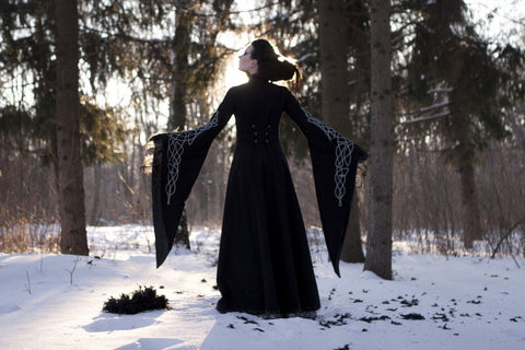 Blackbird Long Wool Cloak